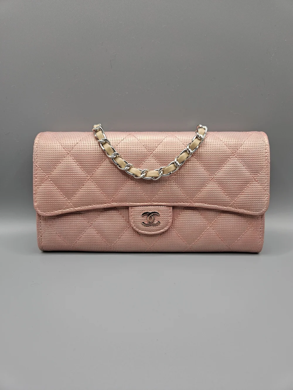 🩷CHANEL Authentic Metallic Calfskin Quilted Pixel Effect Large Flap Wallet🩷